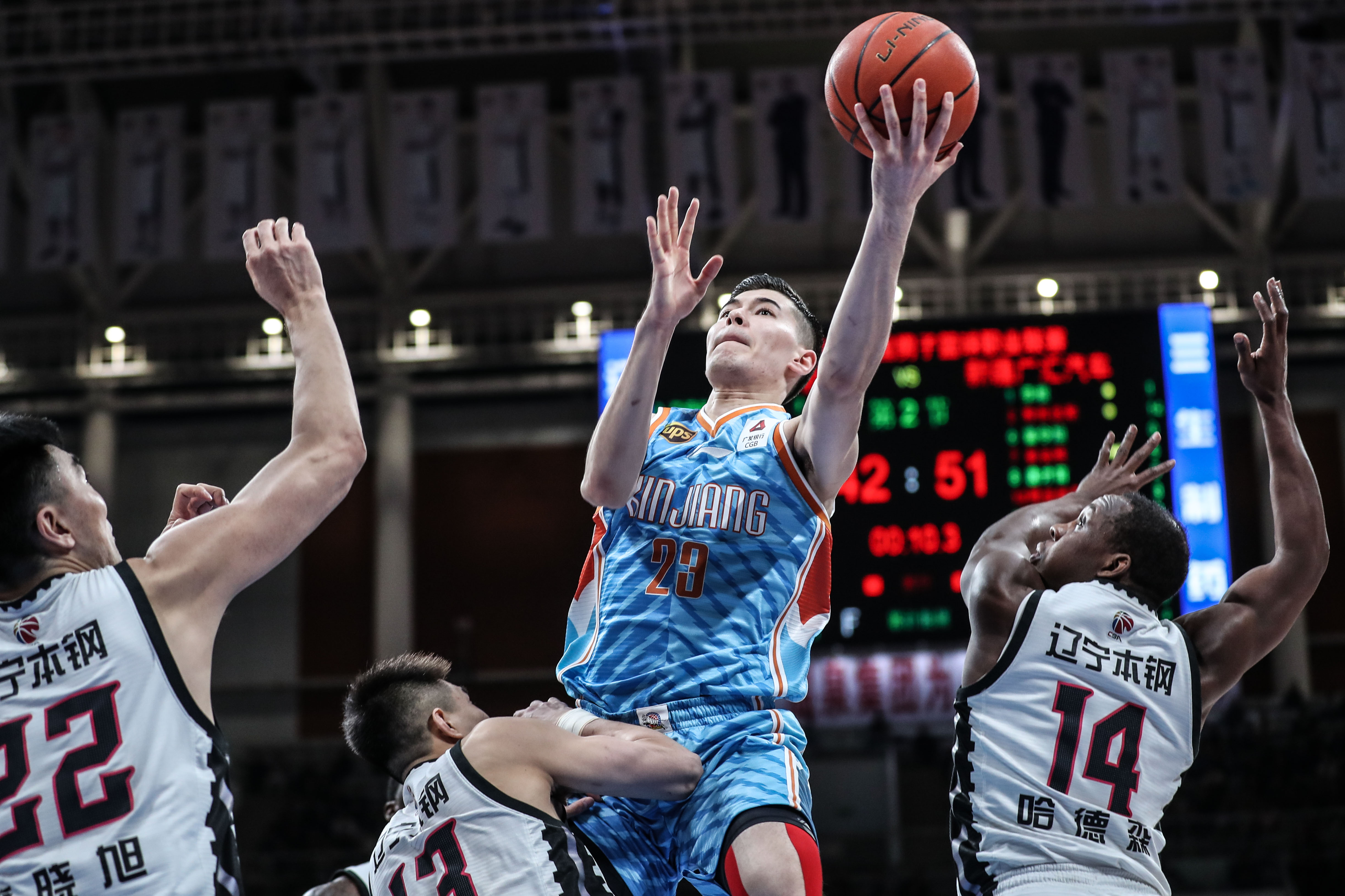 英雄联盟台服官网地址入口-包含新疆广汇内部会议纪要流出——转会期调整名单，足总杯使命明确，资深球员宣示担当的词条