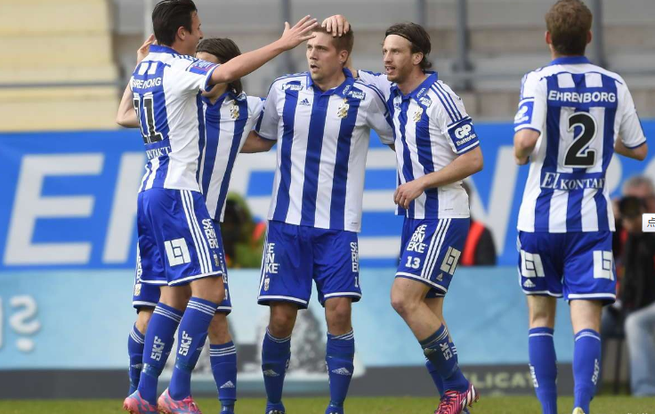 英雄联盟台服官网地址入口-关于纽约尼克斯关键时刻更衣室发声；志在法甲名次提升；压力陡增；训练强度明显提升的信息